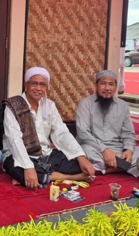 \"Profil Kiai Kharismatik: Dr. KH Yusuf Almubarok, SH, MH - Penerus Tradisi Keilmuan dan Spiritualit IMG-20260224-WA0049.jpg
